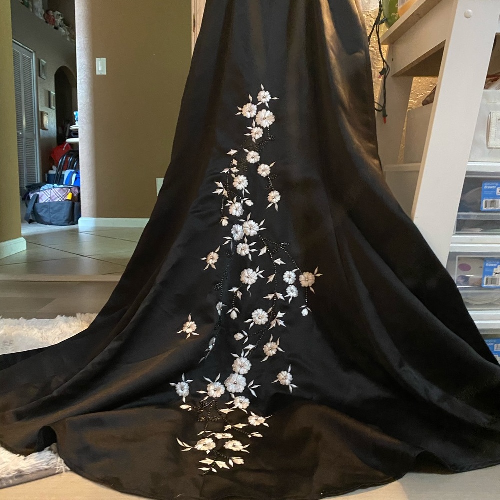 Morgan and co gown
